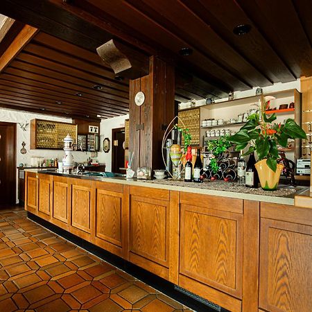 Auerhahn Bed And Breakfast - Black Forest - Waldhotel Eisenbach  Extérieur photo